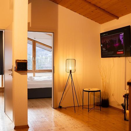 סנט אנטון אים מונטפון Homy Alpine Deluxe Chalet In St Anton Im Montafon מראה חיצוני תמונה