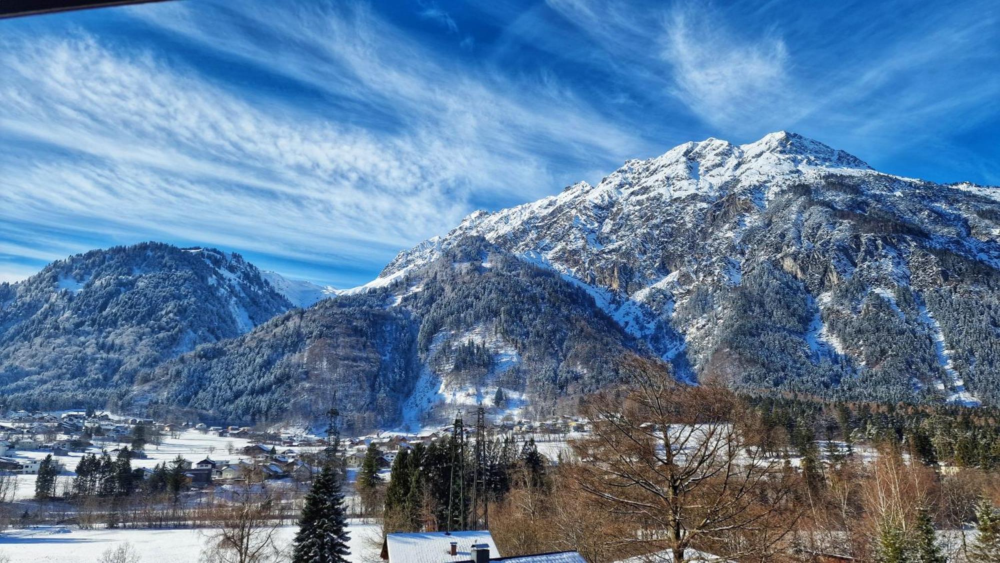 סנט אנטון אים מונטפון Homy Alpine Deluxe Chalet In St Anton Im Montafon מראה חיצוני תמונה