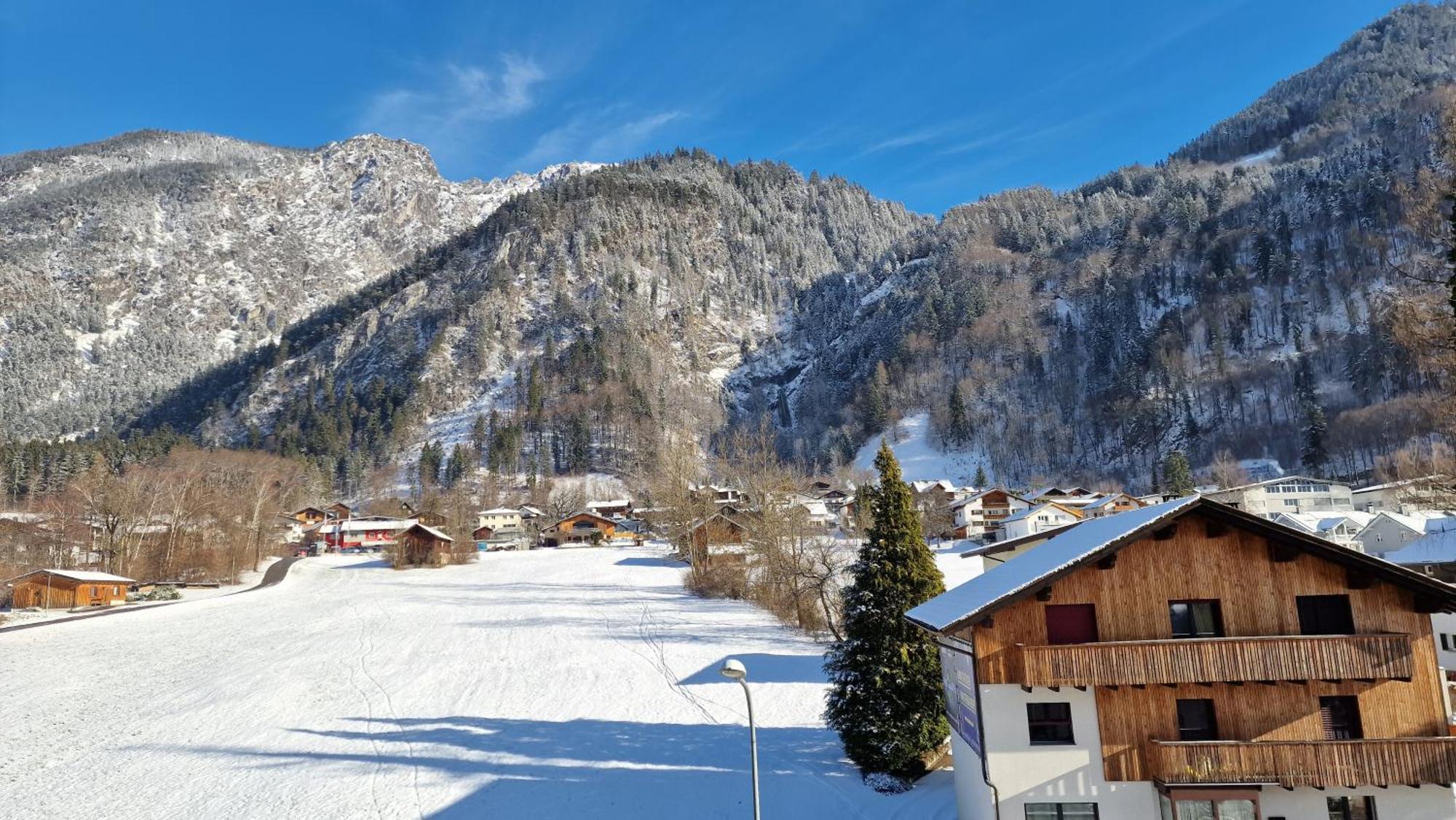 סנט אנטון אים מונטפון Homy Alpine Deluxe Chalet In St Anton Im Montafon מראה חיצוני תמונה
