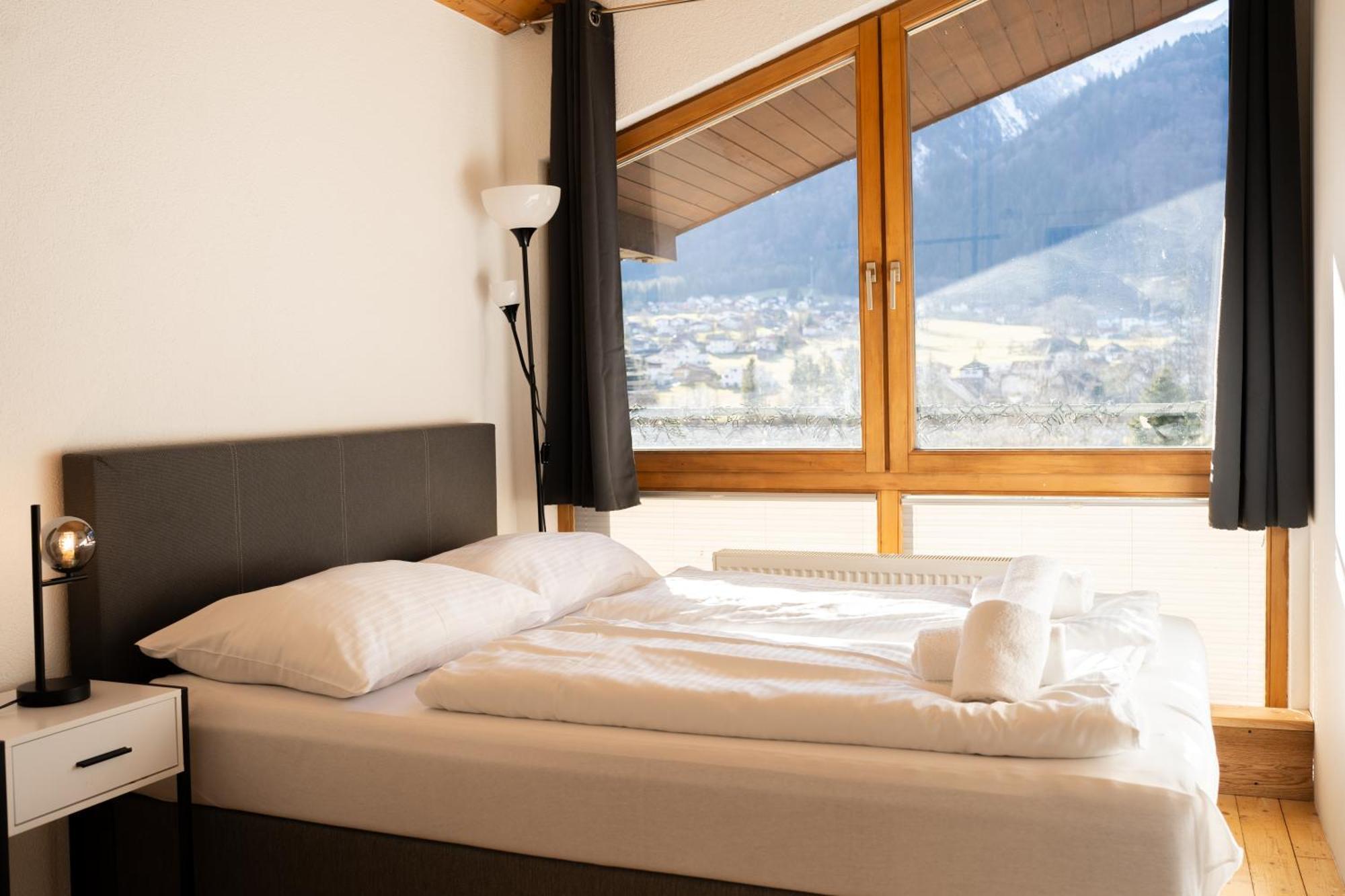 סנט אנטון אים מונטפון Homy Alpine Deluxe Chalet In St Anton Im Montafon מראה חיצוני תמונה
