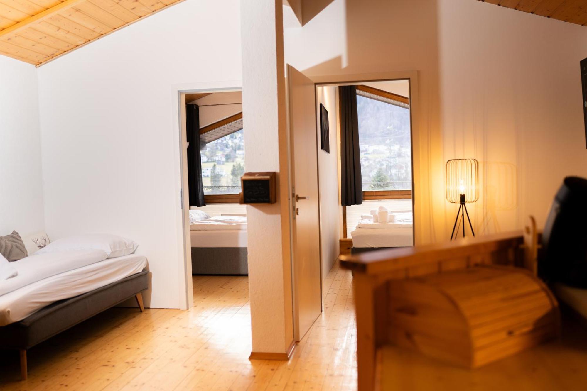 סנט אנטון אים מונטפון Homy Alpine Deluxe Chalet In St Anton Im Montafon מראה חיצוני תמונה